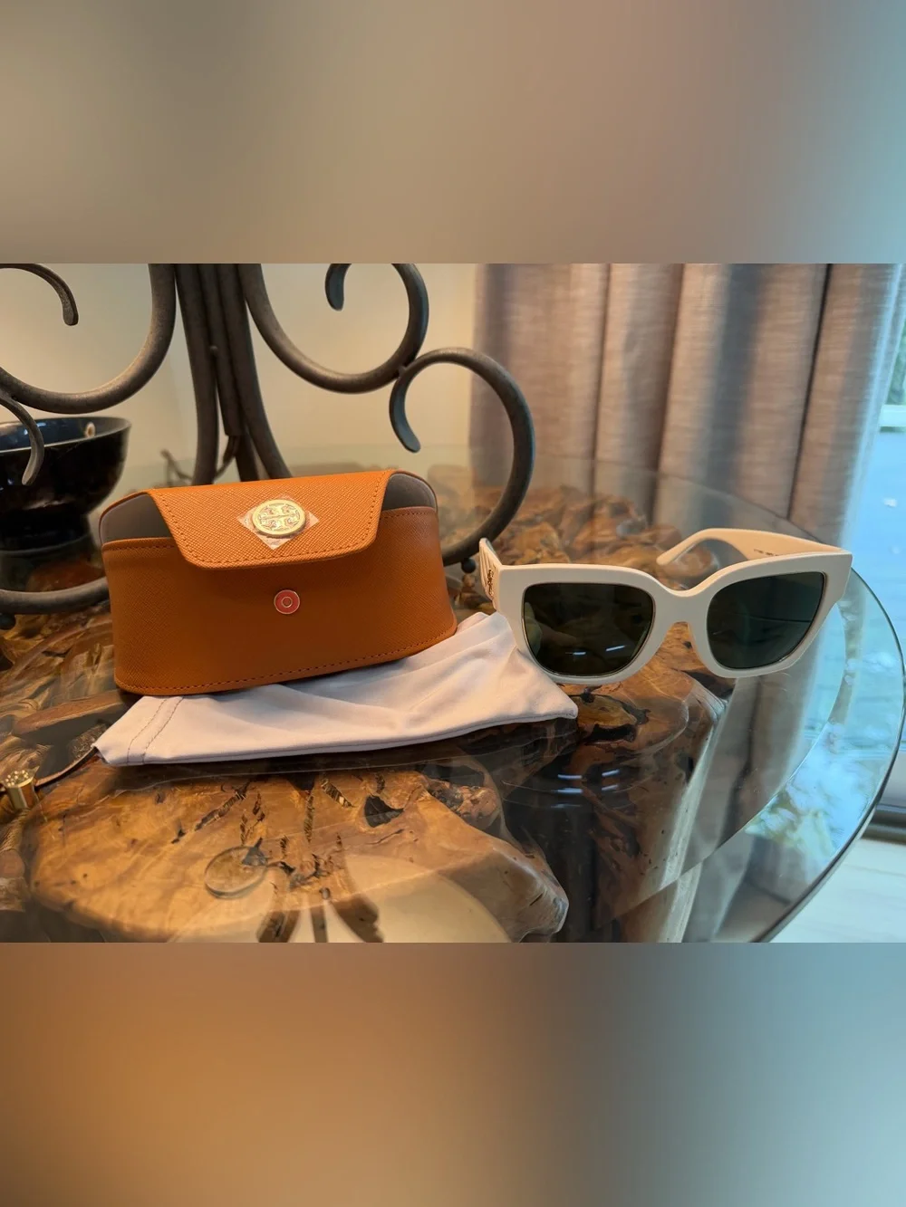 NWT Tory Burch Kira Sunglasses